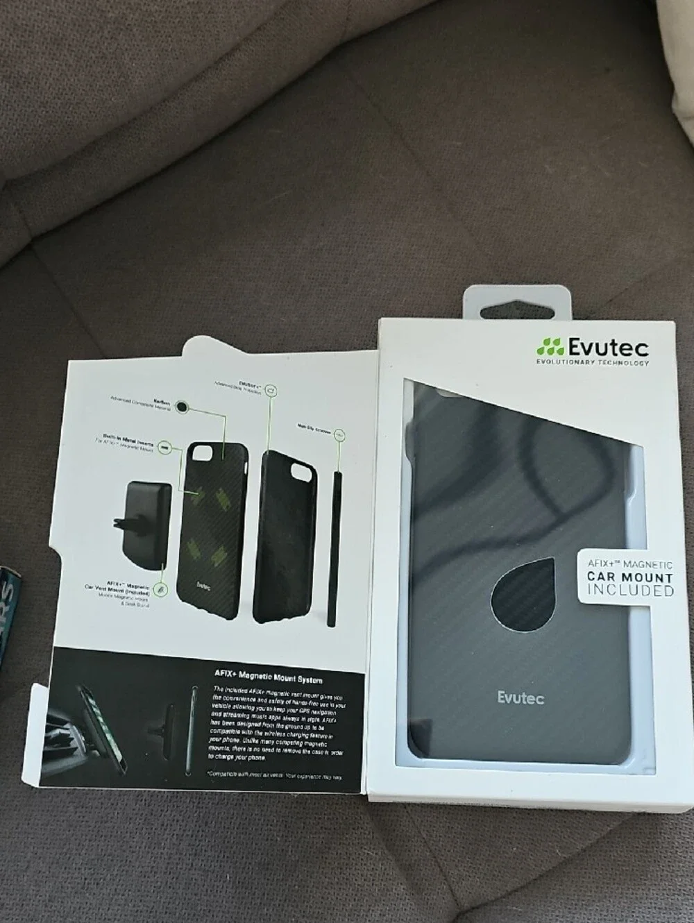 Aer Series Carbon Black iPhone 8 Plus Case with Car Vent Mount